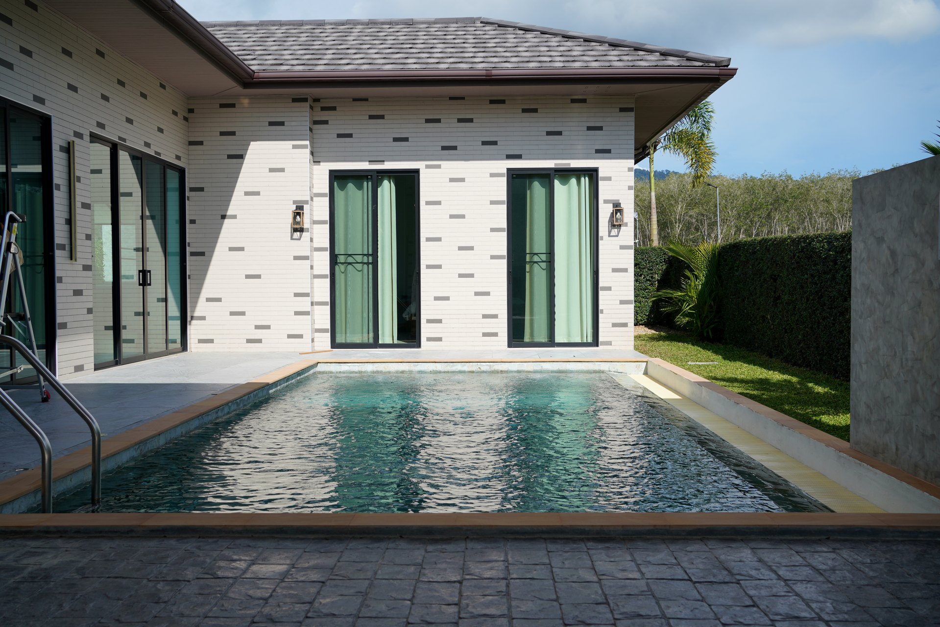 Poom Villa Deluxe Pool Villa